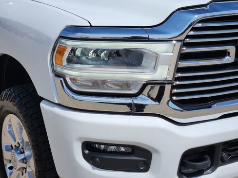 Used 2023 RAM 3500 Laramie AWD/4WD image 10