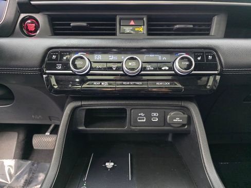 Used 2023 Honda Pilot Elite image 25