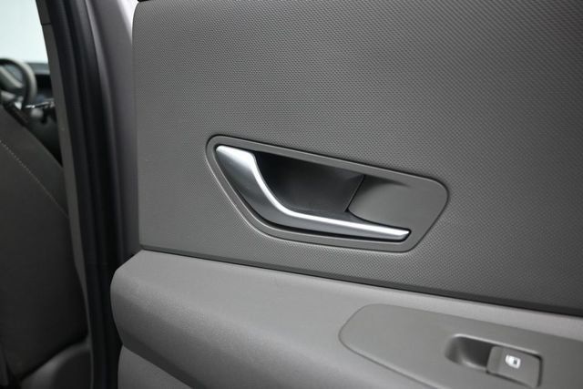 Used 2024 Hyundai Elantra SEL FWD image 44