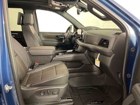 New 2026 Chevrolet Tahoe High Country AWD/4WD image 9