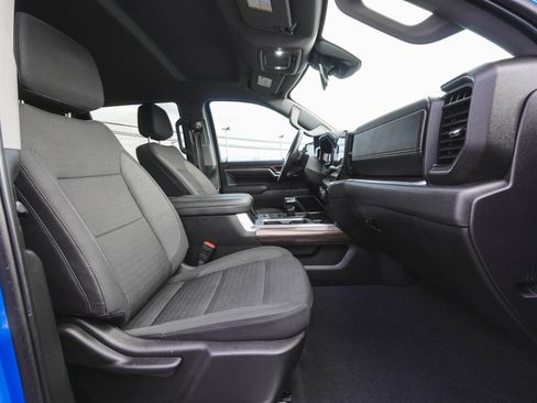 Used 2025 Chevrolet Silverado 1500 RST image 40