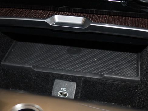 Used 2023 Land Rover Range Rover Autobiography image 35