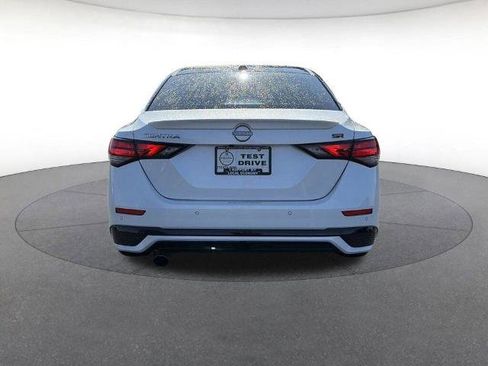 Certified 2025 Nissan Sentra SR image 4