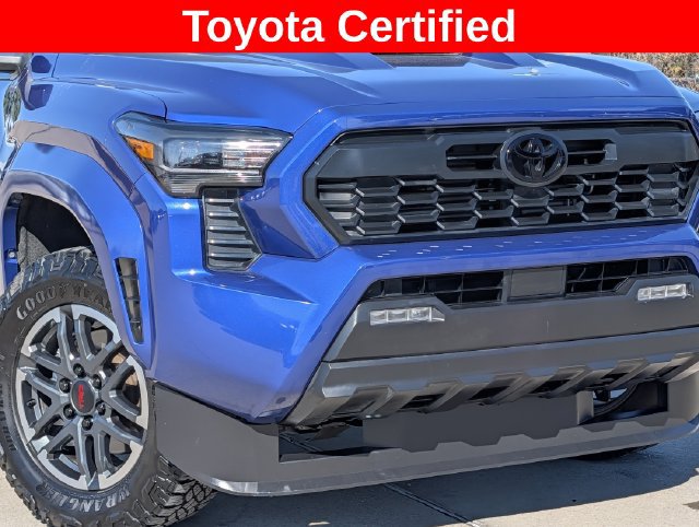 Certified 2025 Toyota Tacoma TRD Sport AWD/4WD image 3