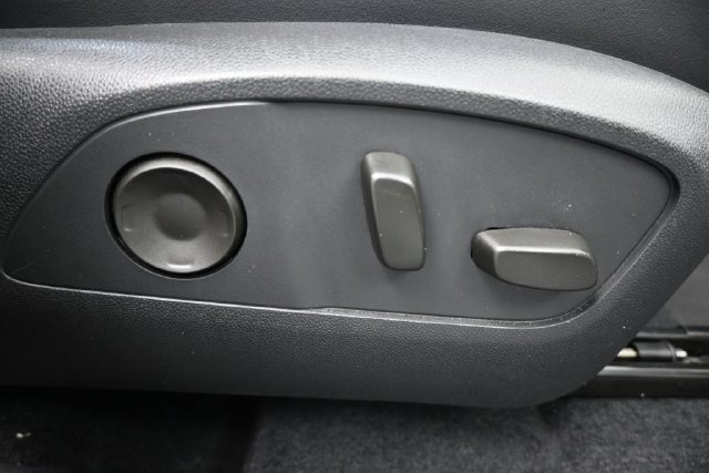 Used 2026 Buick Enclave Preferred FWD image 25