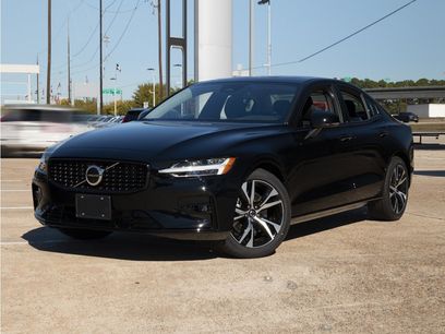 Used 2023 Volvo S60 B5 Plus w/ Climate Package