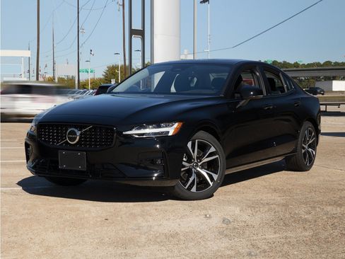 Used 2023 Volvo S60 B5 Plus w/ Climate Package AWD/4WD image 1