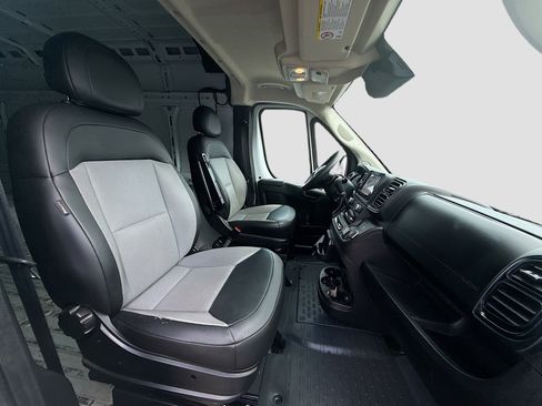 Used 2023 RAM ProMaster 2500 w/ Convenience Group image 22