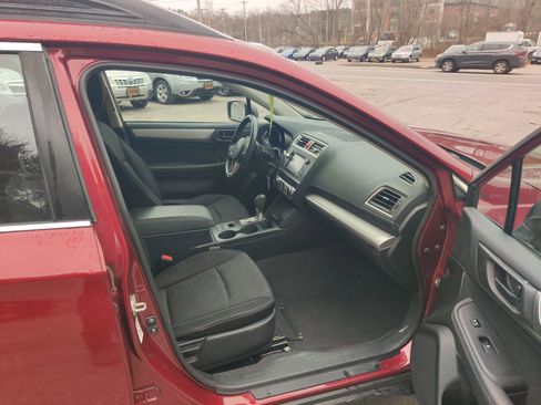 Used 2017 Subaru Outback 2.5i image 15