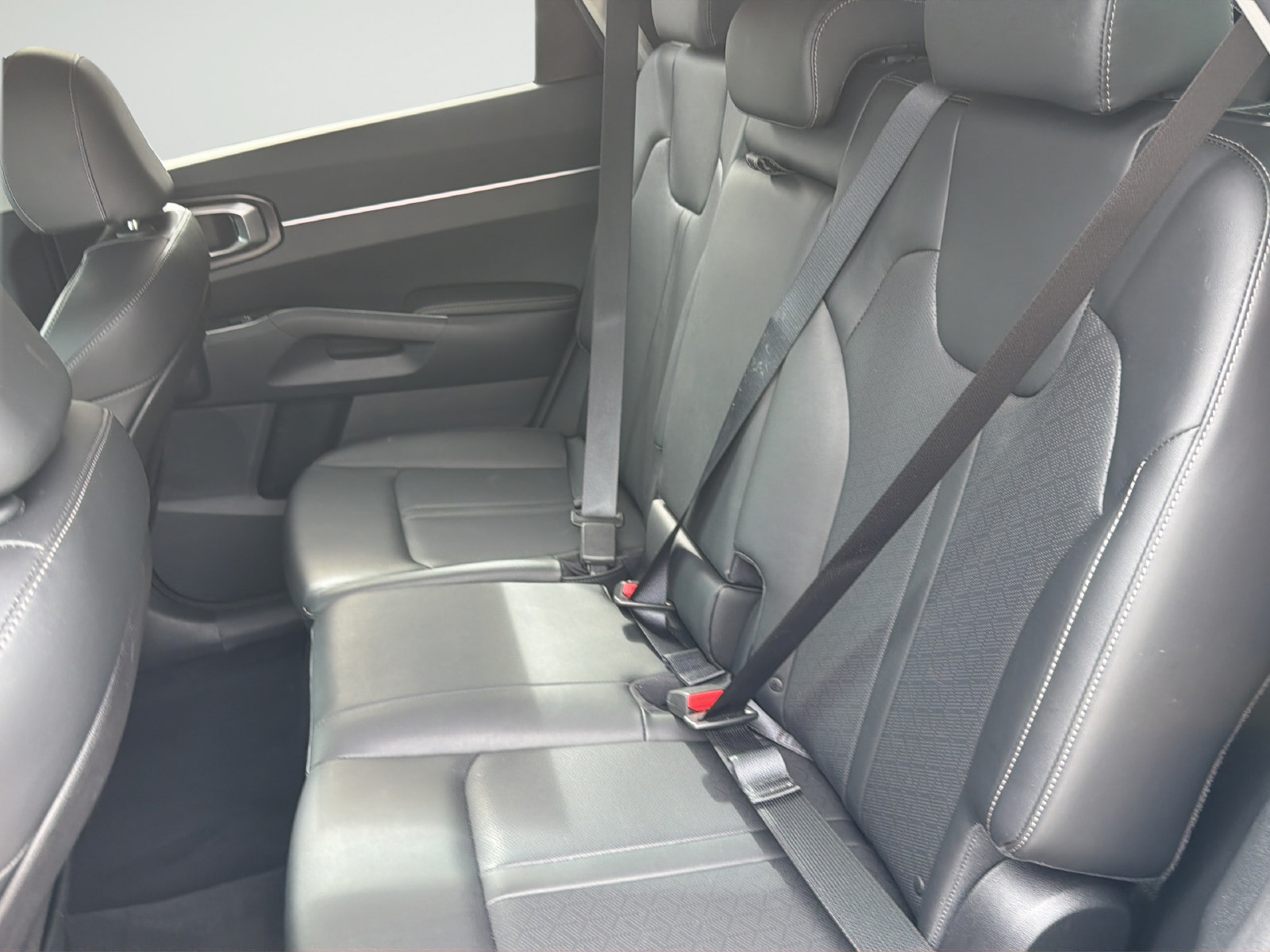 Used 2023 Kia Sorento S FWD image 34