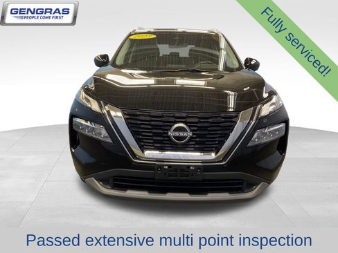 Used 2023 Nissan Rogue SV w/ SV Premium B Package AWD/4WD image 3
