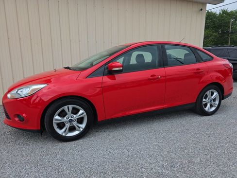 Used 2013 Ford Focus SE FWD image 10