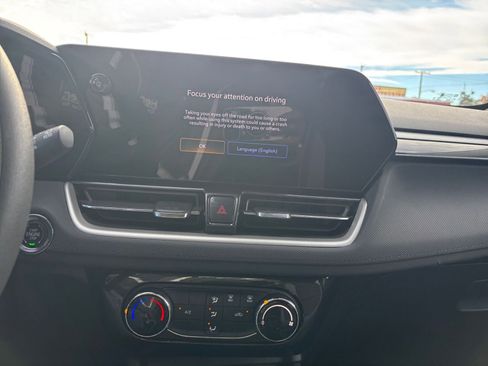 Used 2025 Chevrolet TrailBlazer LT image 18