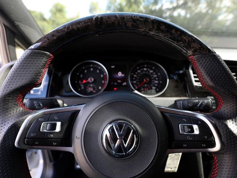 Used 2018 Volkswagen GTI S image 23