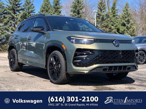 New 2026 Volkswagen Tiguan SE R-Line AWD/4WD image 1