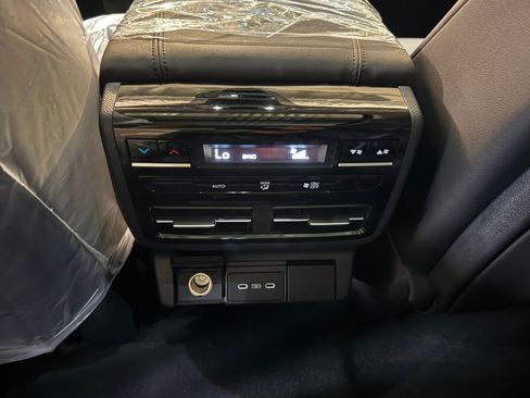 New 2026 Acura MDX SH-AWD image 23