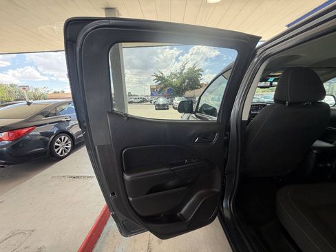Used 2016 GMC Canyon SLE w/ SLE Convenience Package RWD image 13