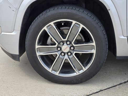 Used 2019 GMC Acadia Denali w/ Technology Package image 17