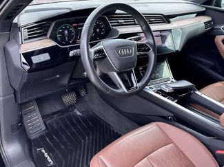 Used 2022 Audi e-tron Premium AWD/4WD video 2