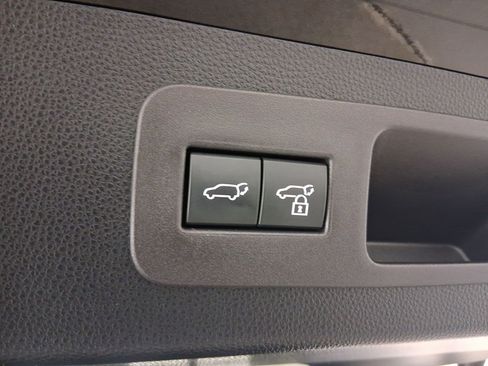 Certified 2025 Lexus LX 600 4WD w/ Luxury Package image 29