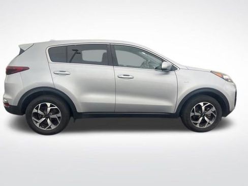 Used 2020 Kia Sportage LX image 4