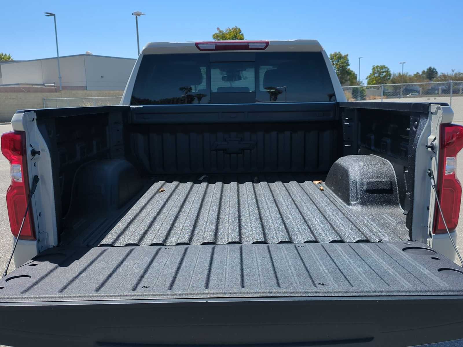 New 2026 Chevrolet Silverado 1500 RST w/ Z71 Off-Road Package AWD/4WD image 26