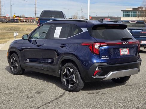 Used 2024 Kia Seltos EX image 11