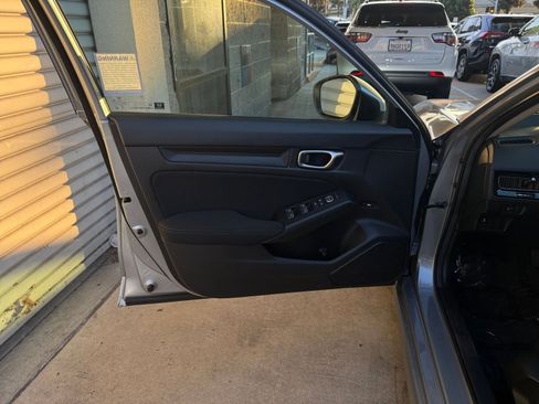 Used 2025 Honda Civic LX image 20