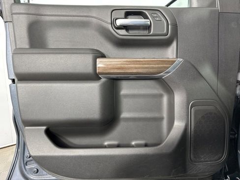 Used 2021 Chevrolet Silverado 1500 RST image 23