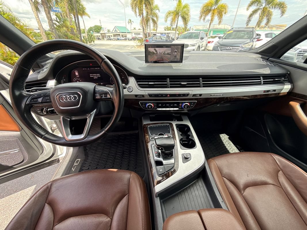 Used 2019 Audi Q7 2.0T Premium Plus w/ Premium Plus Package AWD/4WD image 12
