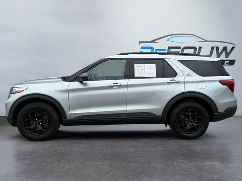Used 2022 Ford Explorer Timberline AWD/4WD image 6