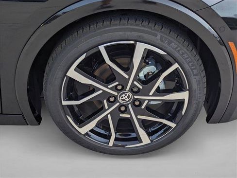 New 2026 Toyota Prius Plug-In Hybrid FWD image 9