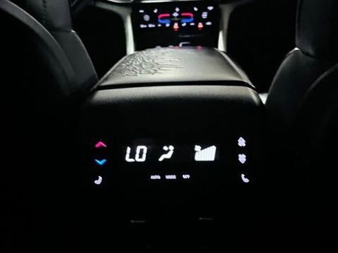 Used 2021 Jeep Grand Cherokee L Limited AWD/4WD image 34