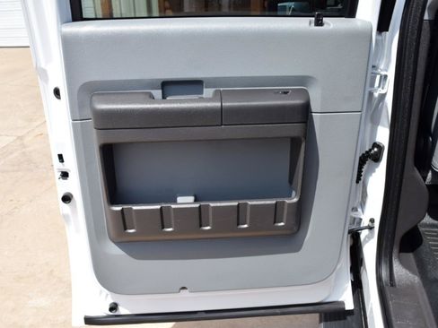 Used 2011 Ford F250 XL w/ PWR Equipment Group RWD image 12