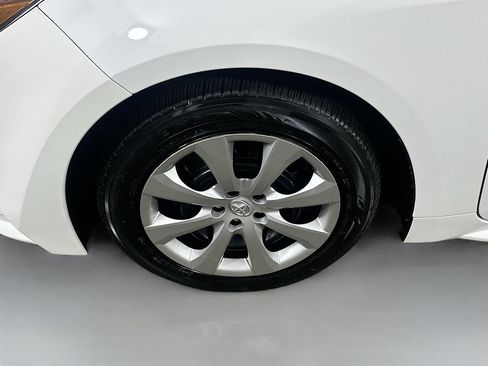 Used 2025 Toyota Corolla LE w/ Convenience Package FWD image 8