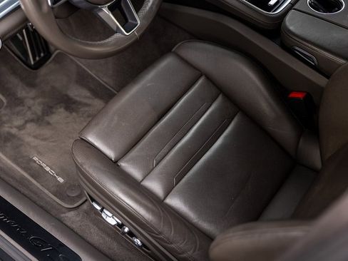 Used 2019 Porsche Panamera GTS image 25