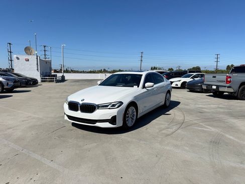 Used 2023 BMW 530i w/ Convenience Package RWD image 1