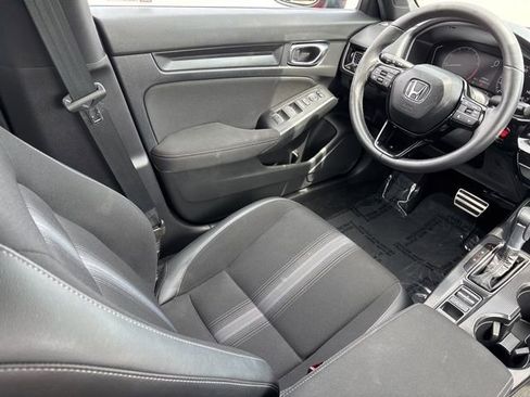 Used 2025 Honda Civic Sport image 14