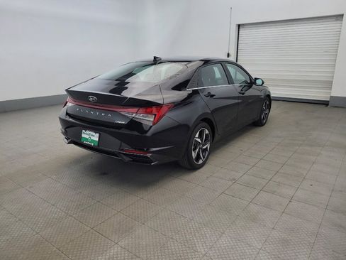 Used 2023 Hyundai Elantra Limited w/ Cargo Package image 9