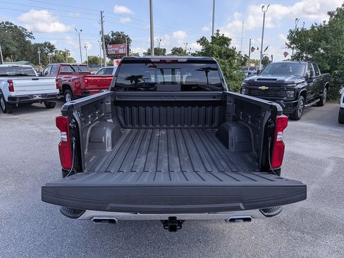 Certified 2026 Chevrolet Silverado 1500 LTZ w/ Technology Package AWD/4WD image 12