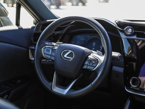 Used 2025 Lexus RZ 300e w/ Accessory Package (2T) image 15