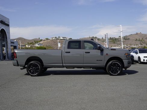 New 2026 RAM 3500 Big Horn AWD/4WD image 3