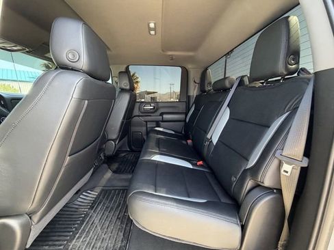 Used 2025 Chevrolet Silverado 2500 Custom w/ Custom Value Package image 15