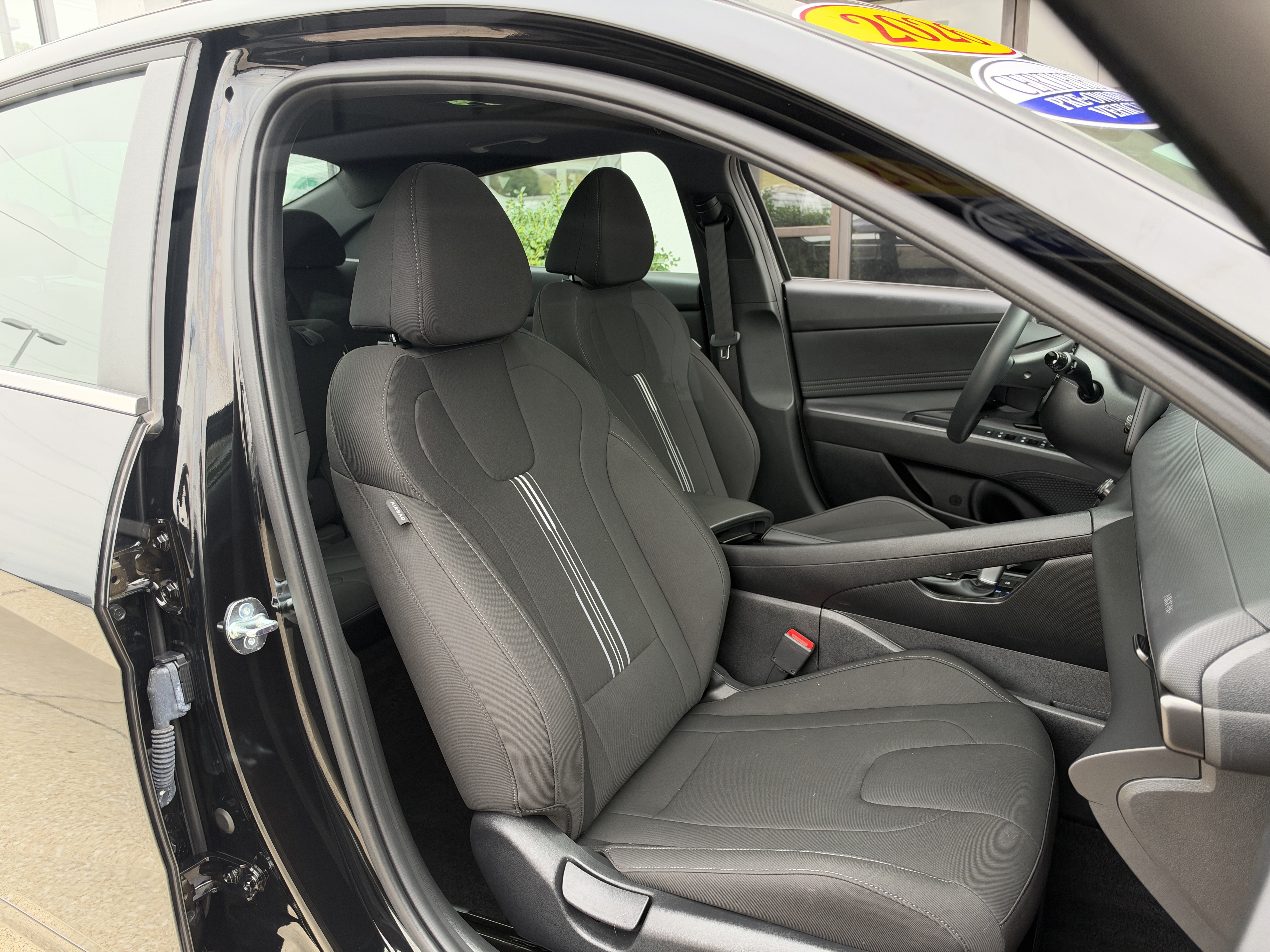 Certified 2026 Hyundai Elantra SEL Sport FWD image 17