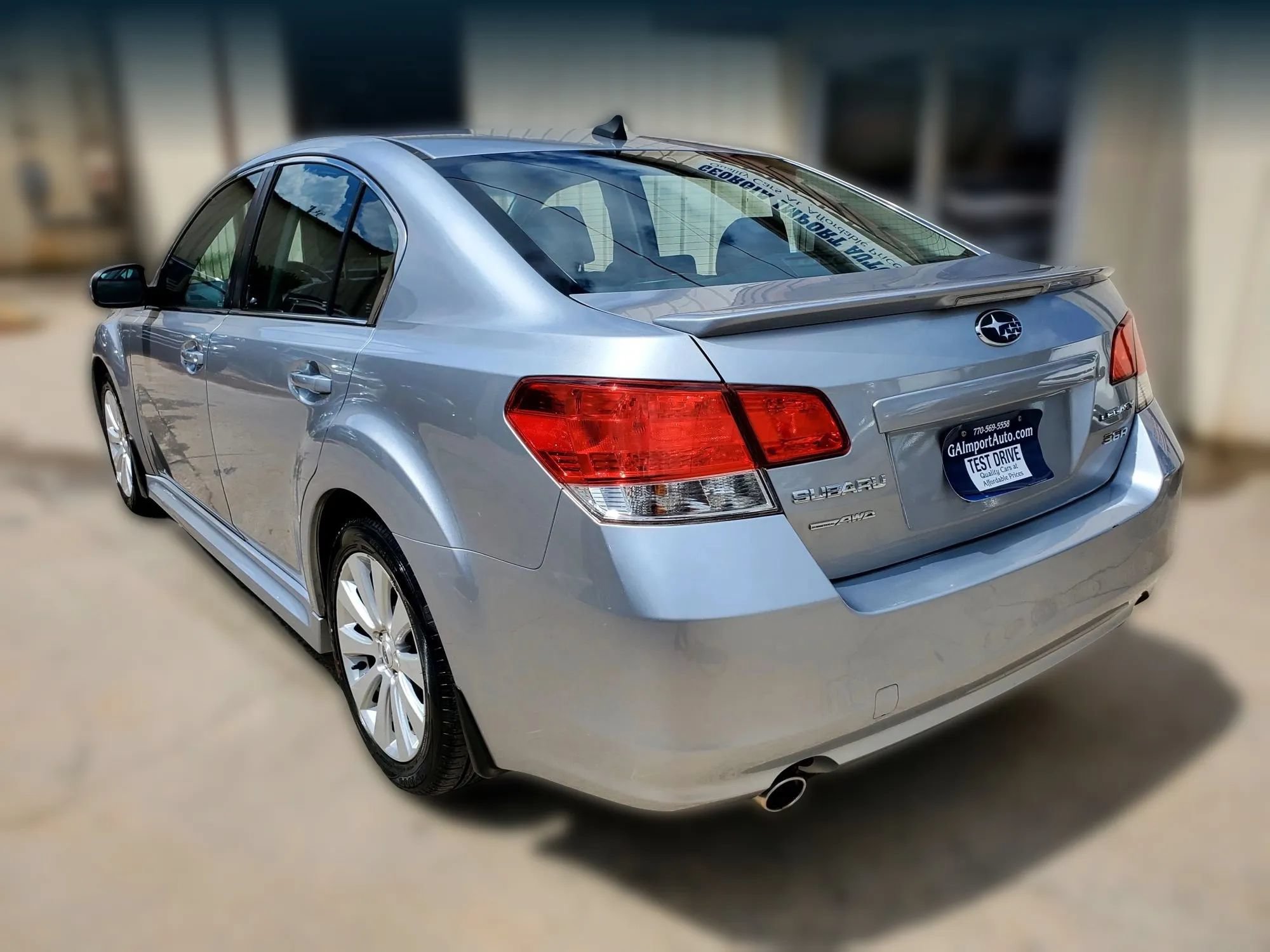 Used 2012 Subaru Legacy 3.6R Limited AWD/4WD image 9