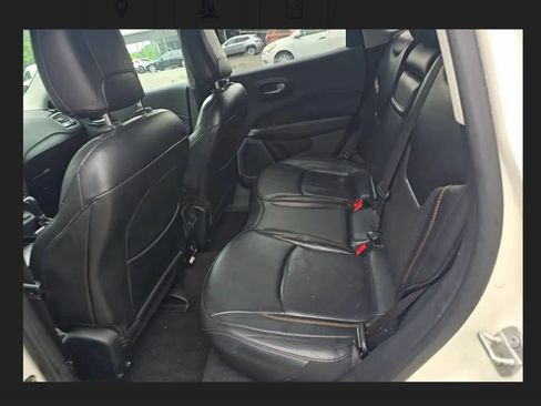 Used 2019 Jeep Compass Limited FWD image 6