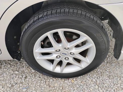 Used 2012 Ford Fusion S FWD image 21