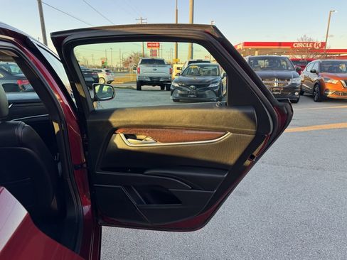 Used 2016 Cadillac XTS Luxury image 20