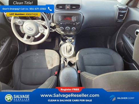 Used 2014 Kia Soul + image 11