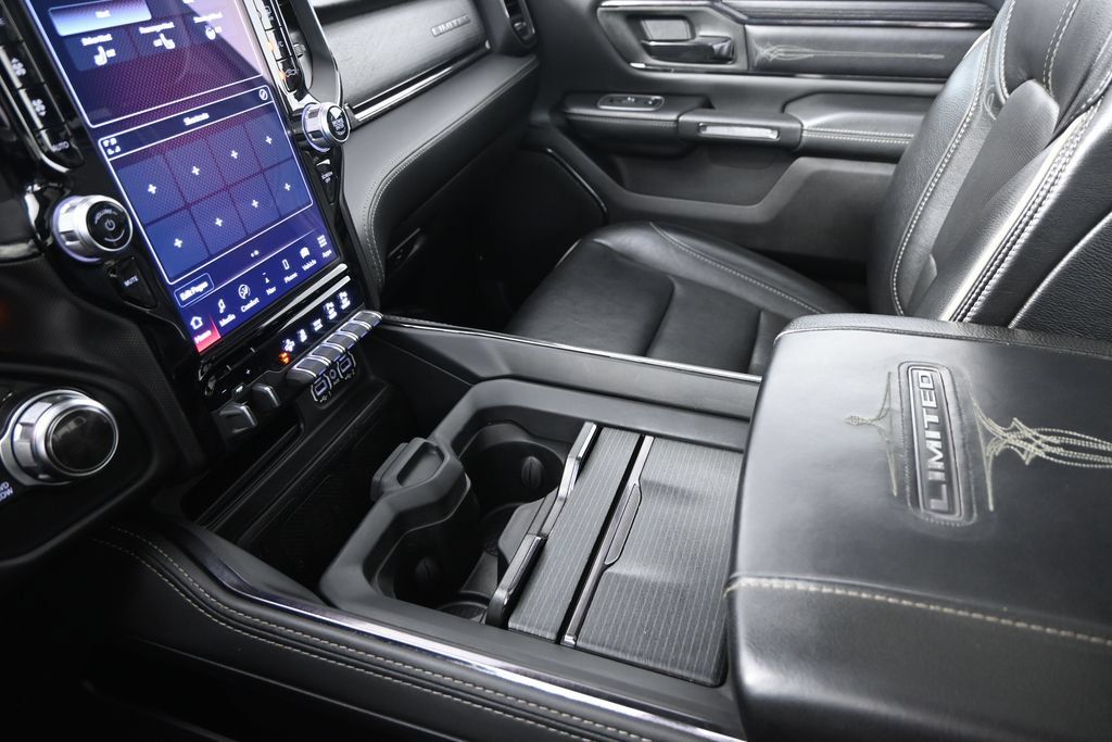 Used 2022 RAM 1500 Limited w/ Body-Colour Bumper Group AWD/4WD image 34